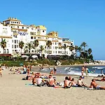 Front Port Line Sleeps 6 Lejlighed Marbella