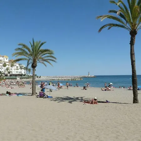 Front Port Line Sleeps 6