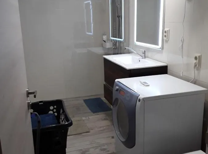 Apartment Front Port Line Sleeps 6 Marbella