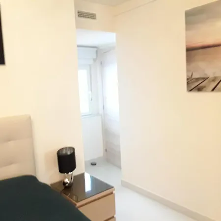 Front Port Line Sleeps 6